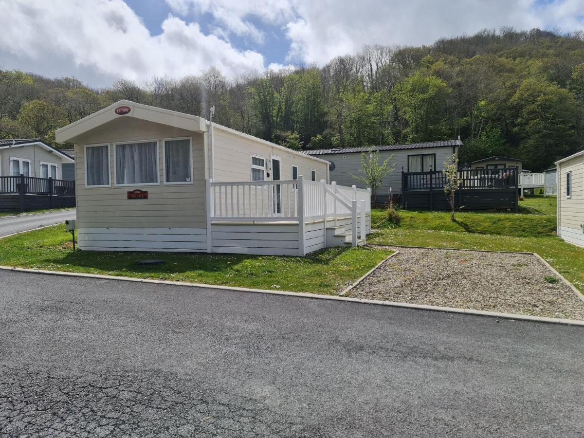 The Tiddler - Plot 101, Woodlands Lodge Retreat, New Quay, West Wales Llanina Exterior photo